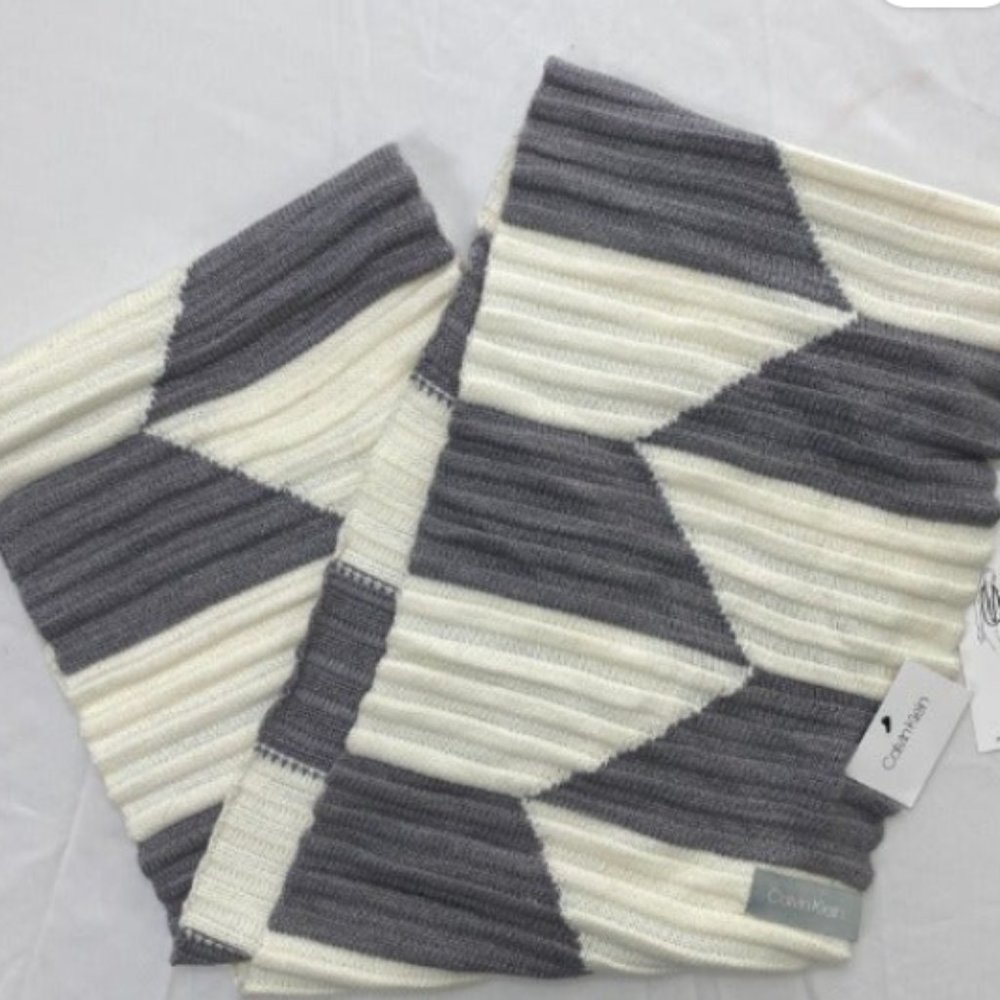 Calvin Klein Infinity Scarf Women's Gray/Cream